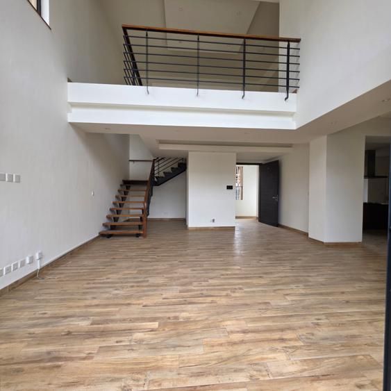 4 Bed Apartment with En Suite in Riverside - Vista 3
