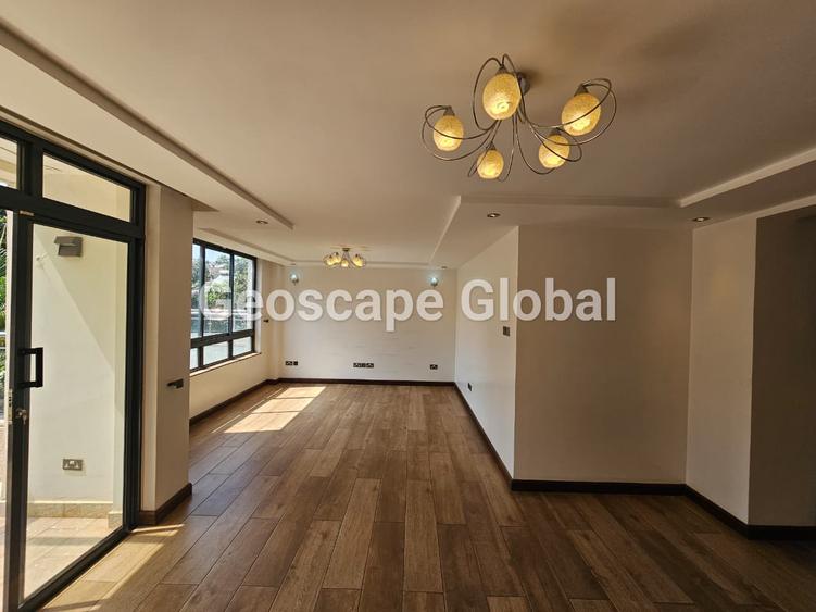 5 Bed Townhouse with En Suite in Lavington