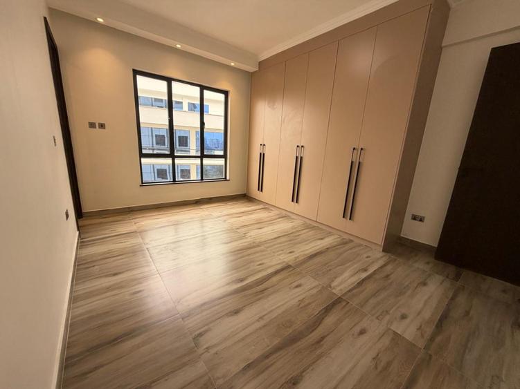 2 Bed Apartment at Brookside Close - Widok 5