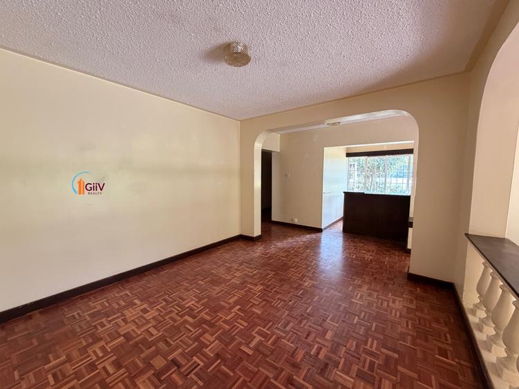 4 Bed Townhouse with Staff Quarters in Spring Valley - Bild 6