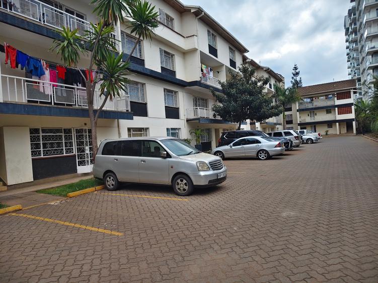 2 Bed Apartment with Parking in Hurlingham - Aanzicht 3