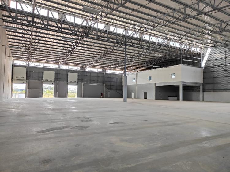 Warehouse with Backup Generator in Eastern ByPass - Więcej