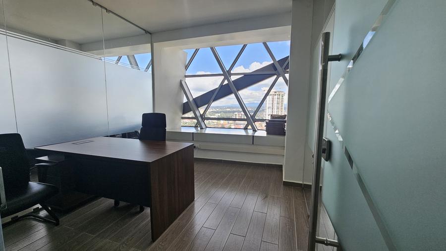 2,021 ft² Commercial Property with Service Charge Included at Upper Hill Area – další