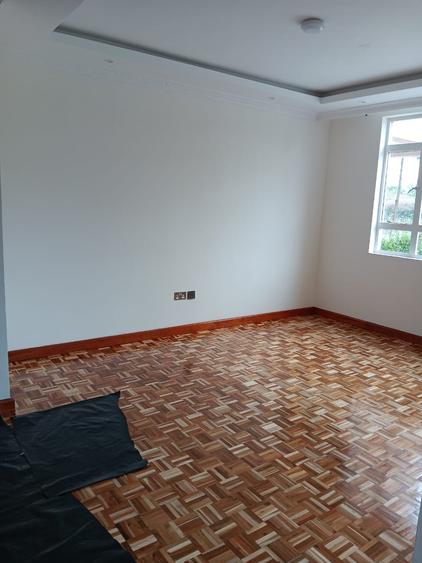 5 Bed House with En Suite at Garden Estate - Ansicht 6