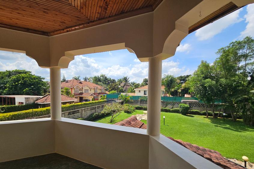 5 Bed Villa with En Suite at Faith Avenue - Meer