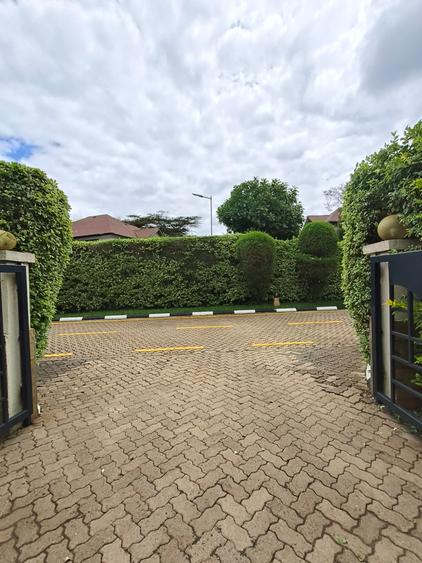 6 Bed House with En Suite at Magadi Road - Ansicht 3