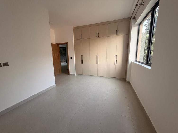 2 Bed Apartment with Gym in Brookside - Ansicht 5