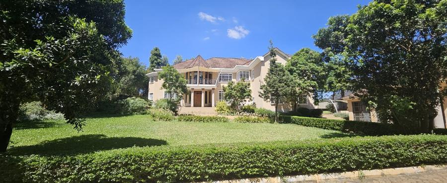 6 Bed House with En Suite in Runda - Aanzicht 3
