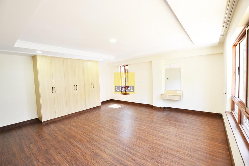 5 Bed Townhouse in Lower Kabete - Więcej