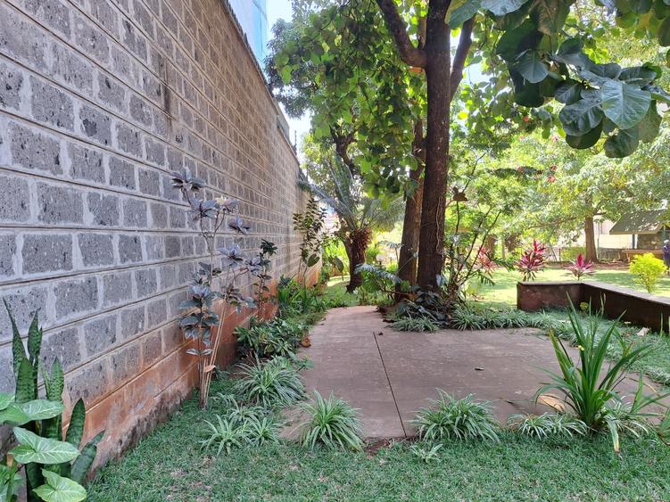 0.5 ac Commercial Land at Parklands - Widok 4