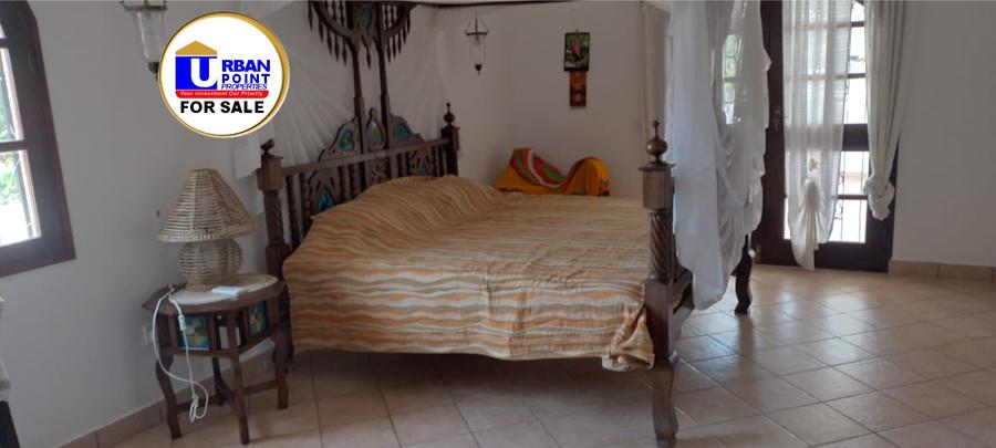 3 Bed Villa with En Suite in Watamu - Vista 3