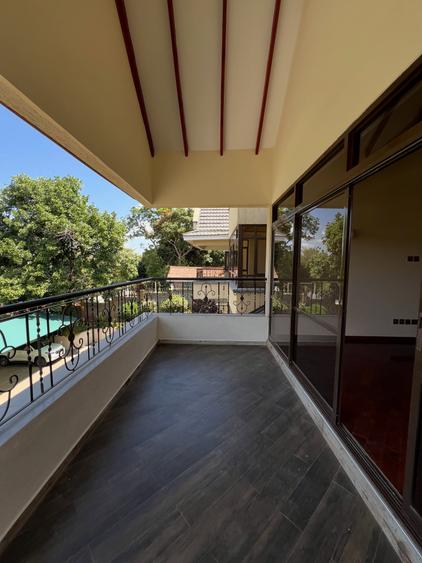 5 Bed Townhouse with En Suite at Convent Drive - Fler