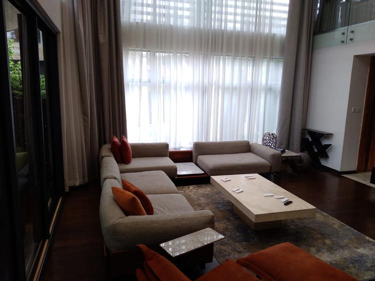 3 Bed Townhouse with En Suite in Lavington - Vista 2