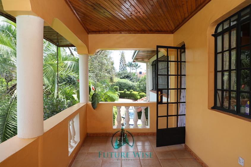 5 Bed House with En Suite in Runda - Widok 4