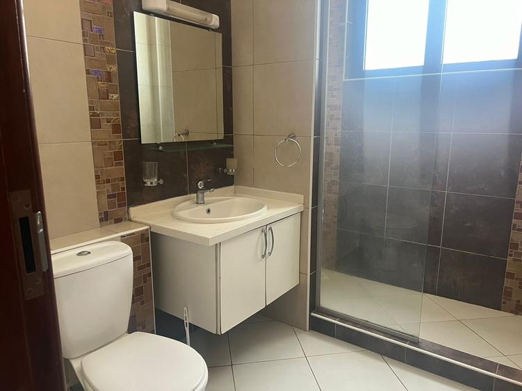 Furnished 3 Bed Apartment with En Suite in General Mathenge - Altro