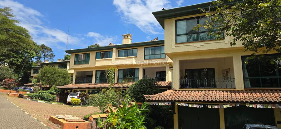 4 Bed Townhouse with En Suite at Kyuna Villas