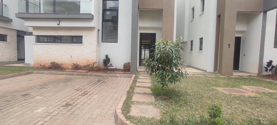 4 Bed Townhouse with En Suite in Lavington