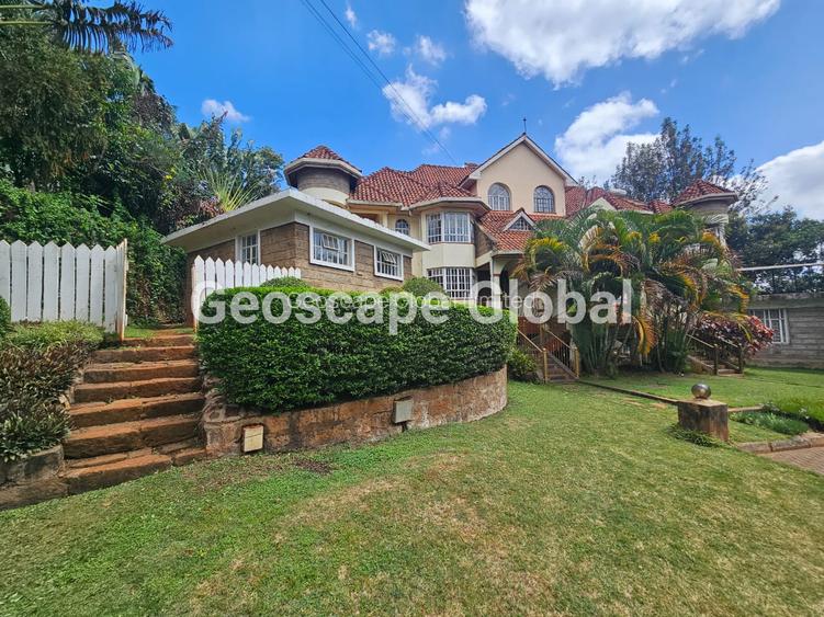 4 Bed House with En Suite in Runda