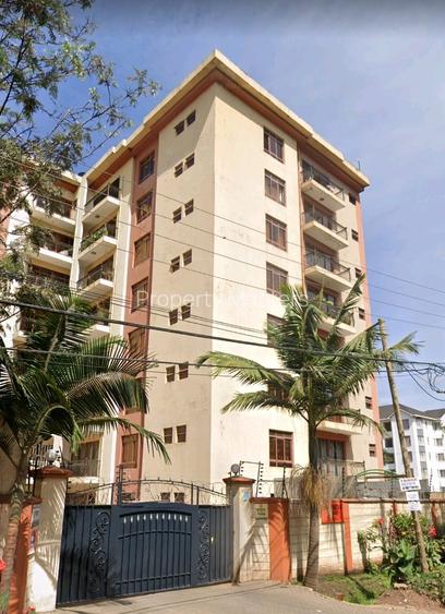Serviced 3 Bed Apartment with En Suite at Mugoiri Road