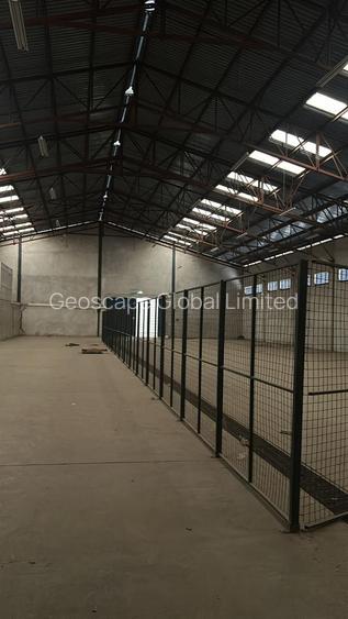 40,000 ft² Warehouse with Parking in Mombasa Road