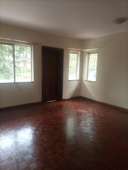 4 Bed Villa in Spring Valley - Widok 2