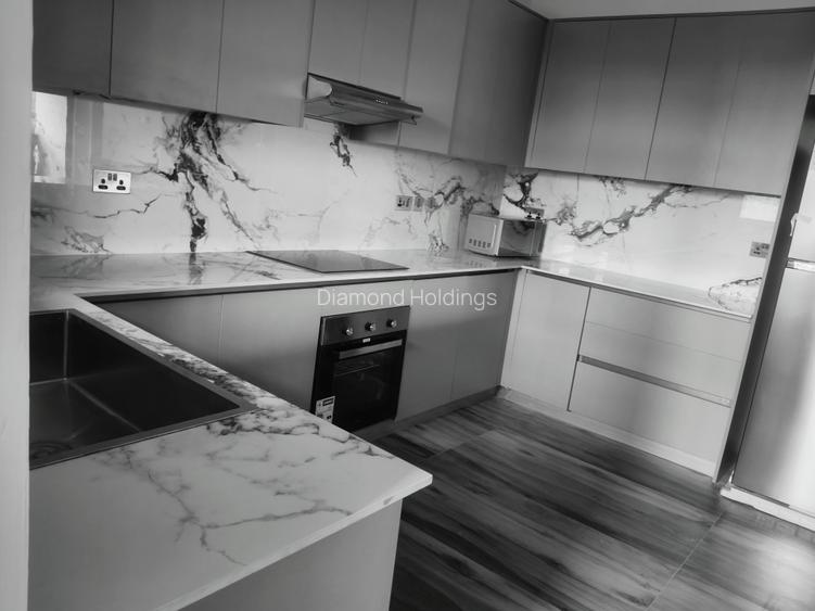 2 Bed Apartment with En Suite in Brookside