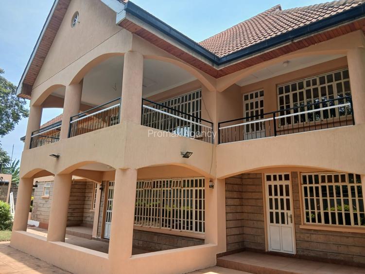 5 Bed House in Rosslyn