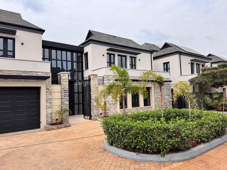 4 Bed Villa with Swimming Pool in Runda