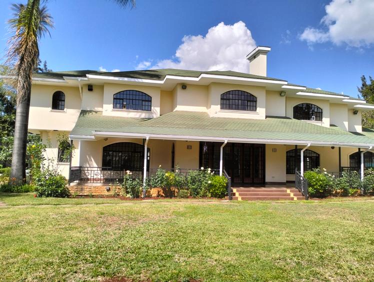 4 Bed House with En Suite in Nyari