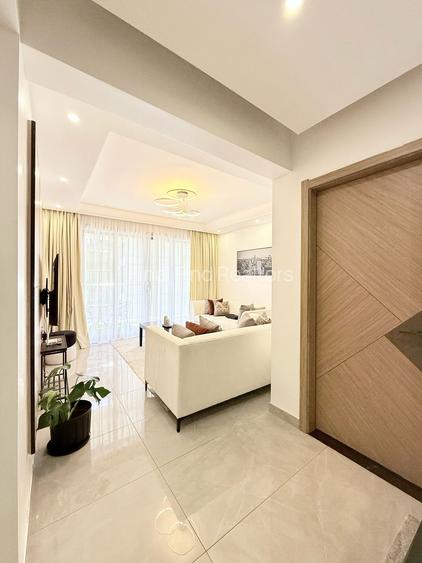 Furnished 2 Bed Apartment with Swimming Pool in Riverside