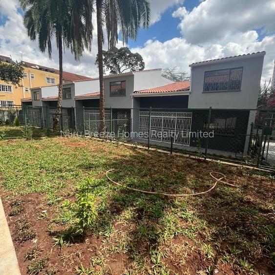 4 Bed Townhouse with En Suite in Westlands Area