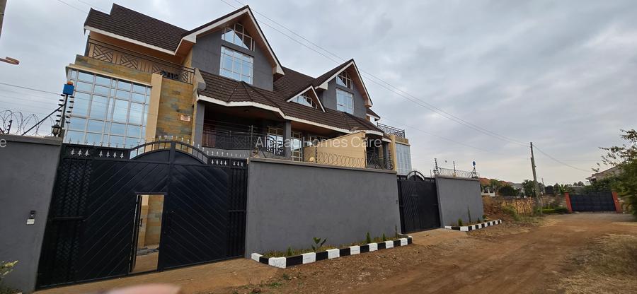 5 Bed Townhouse with En Suite at Eastern Bypass