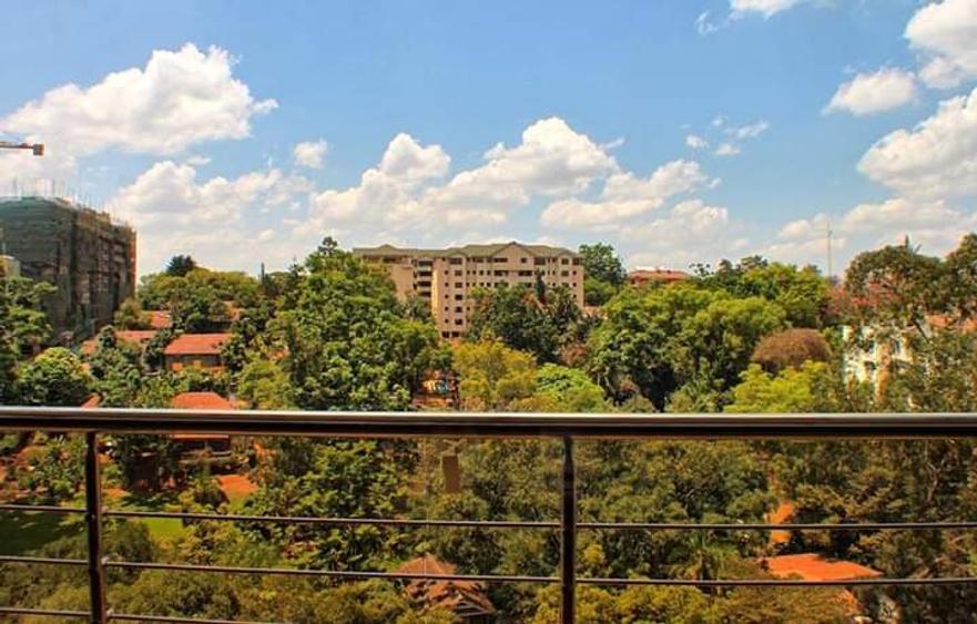 3 Bed Apartment with En Suite in Kilimani