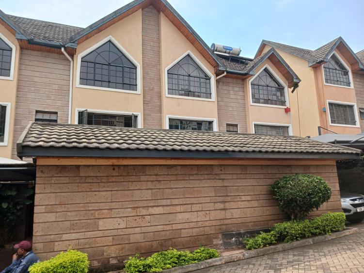 5 Bed Townhouse with En Suite at Lavington