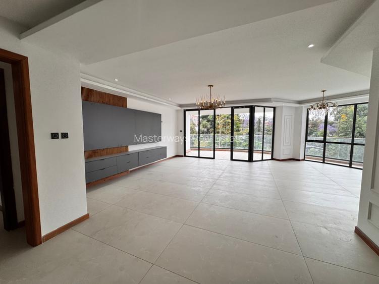 Serviced 3 Bed Apartment with En Suite in Riverside