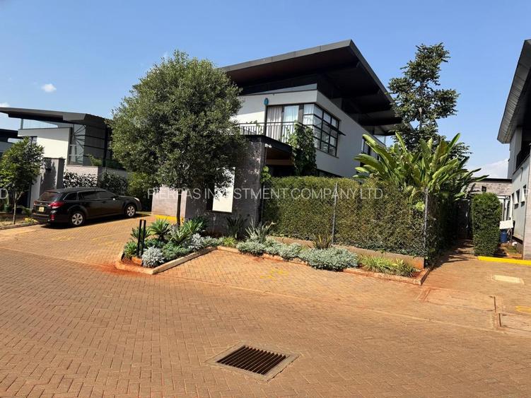 4 Bed Townhouse with En Suite in Kiambu Road