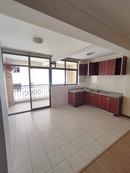 2 Bed Apartment with En Suite in Lavington