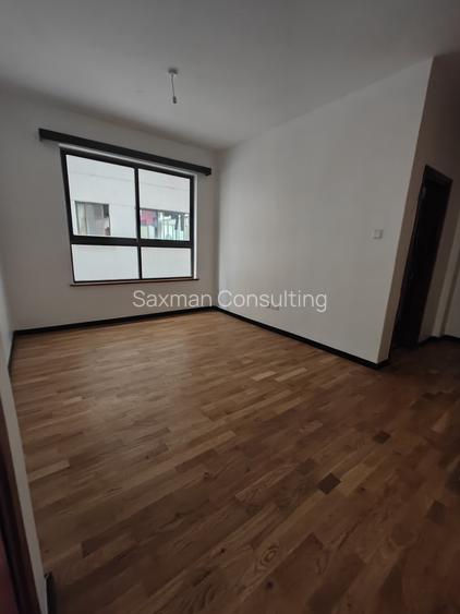 5 Bed Apartment with En Suite in General Mathenge