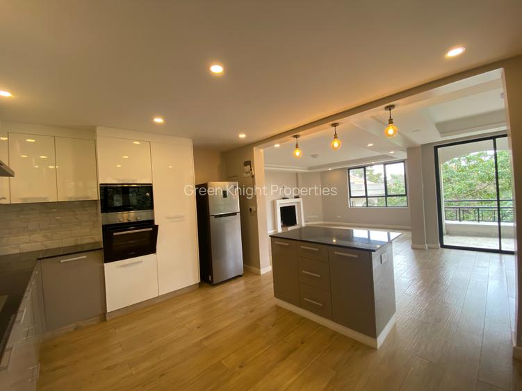 4 Bed Apartment with En Suite in Lavington