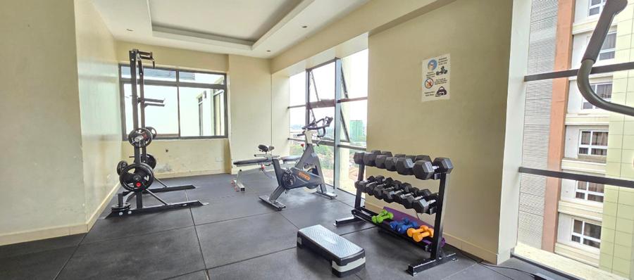 1 Bed Apartment with Swimming Pool in Hurlingham - Vista 2