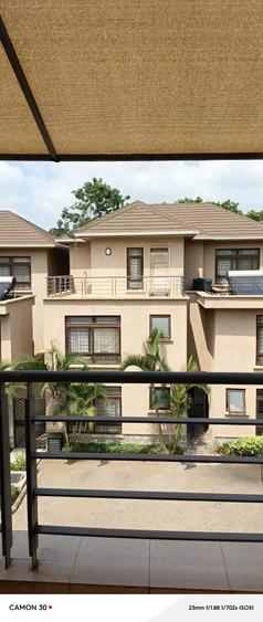 5 Bed Townhouse with En Suite in Lavington 5 Bed Townhouse with En Suite in Lavington