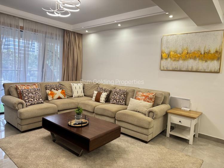 3 Bed Apartment with En Suite in Riverside