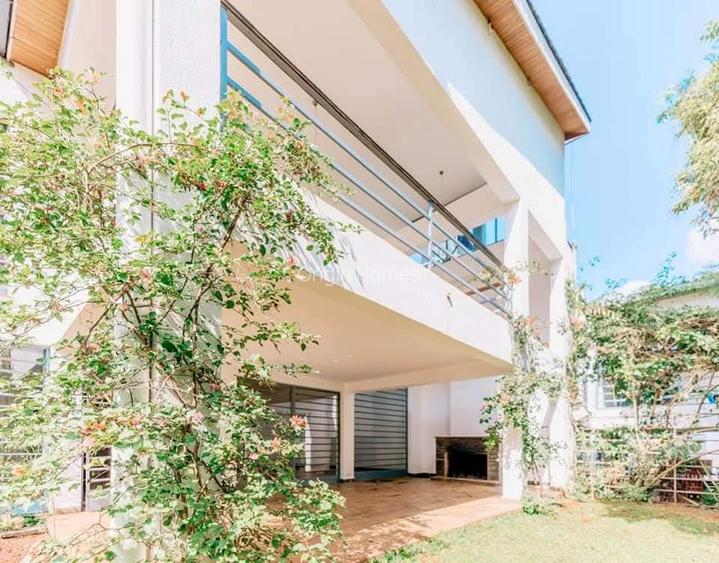 4 Bed Townhouse with En Suite at Lavington