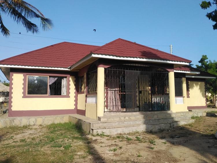 3 Bed House with En Suite at Old Nyali