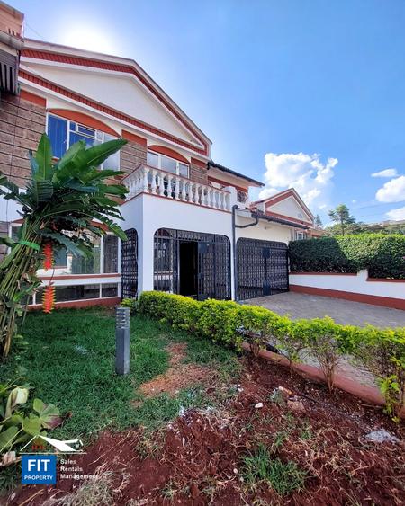 4 Bed Townhouse with En Suite in Westlands Area 4 Bed Townhouse with En Suite in Westlands Area