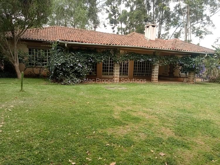 3 Bed House with En Suite in Ridgeways