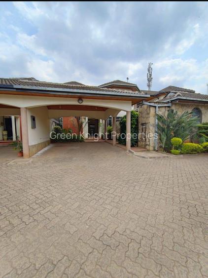 4 Bed Townhouse with En Suite in Lavington