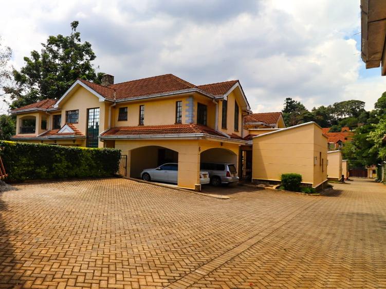 4 Bed Townhouse with En Suite at Chalbi Drive