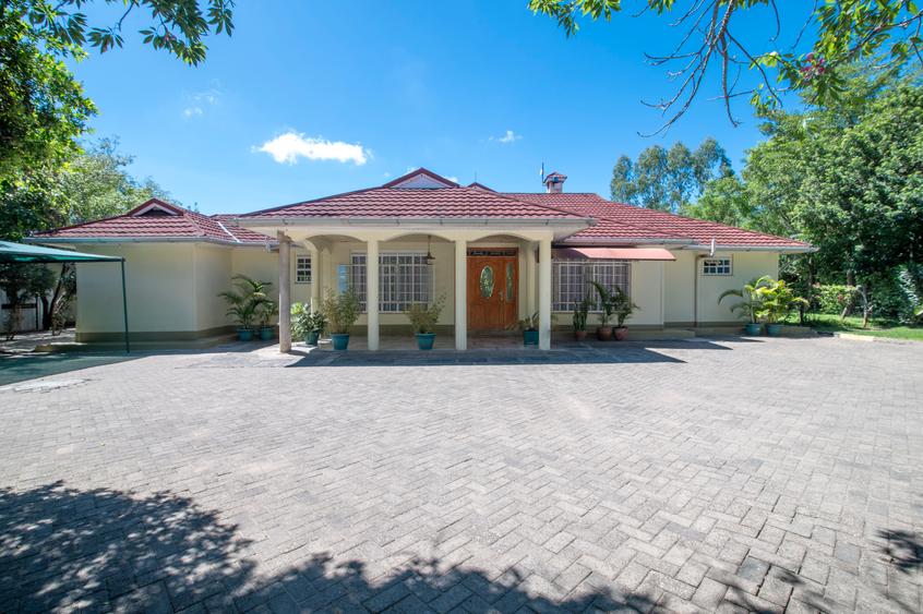 4 Bed Villa at Korompoi