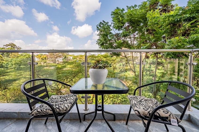 Serviced 2 Bed Apartment with En Suite at Riverside Drive